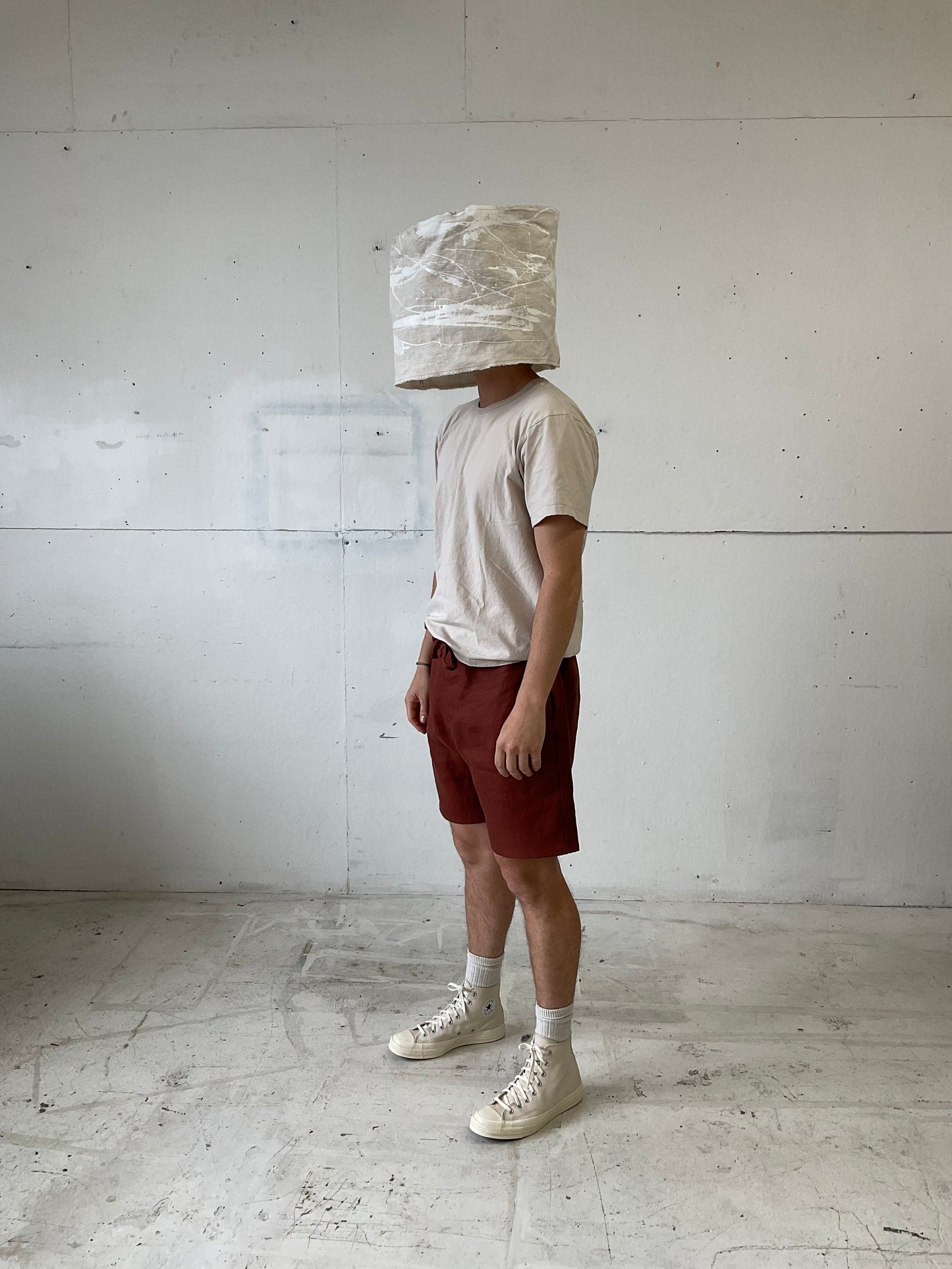 Bag Shorts in Oxblood Linen Canvas