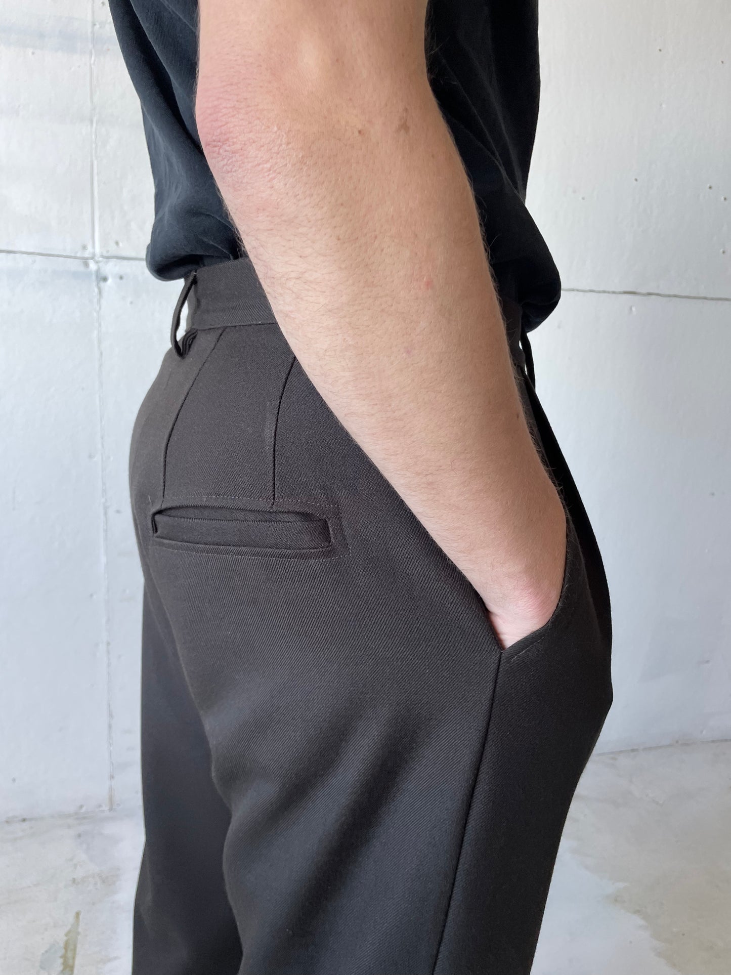 Dress Pants in Wool Gabardine
