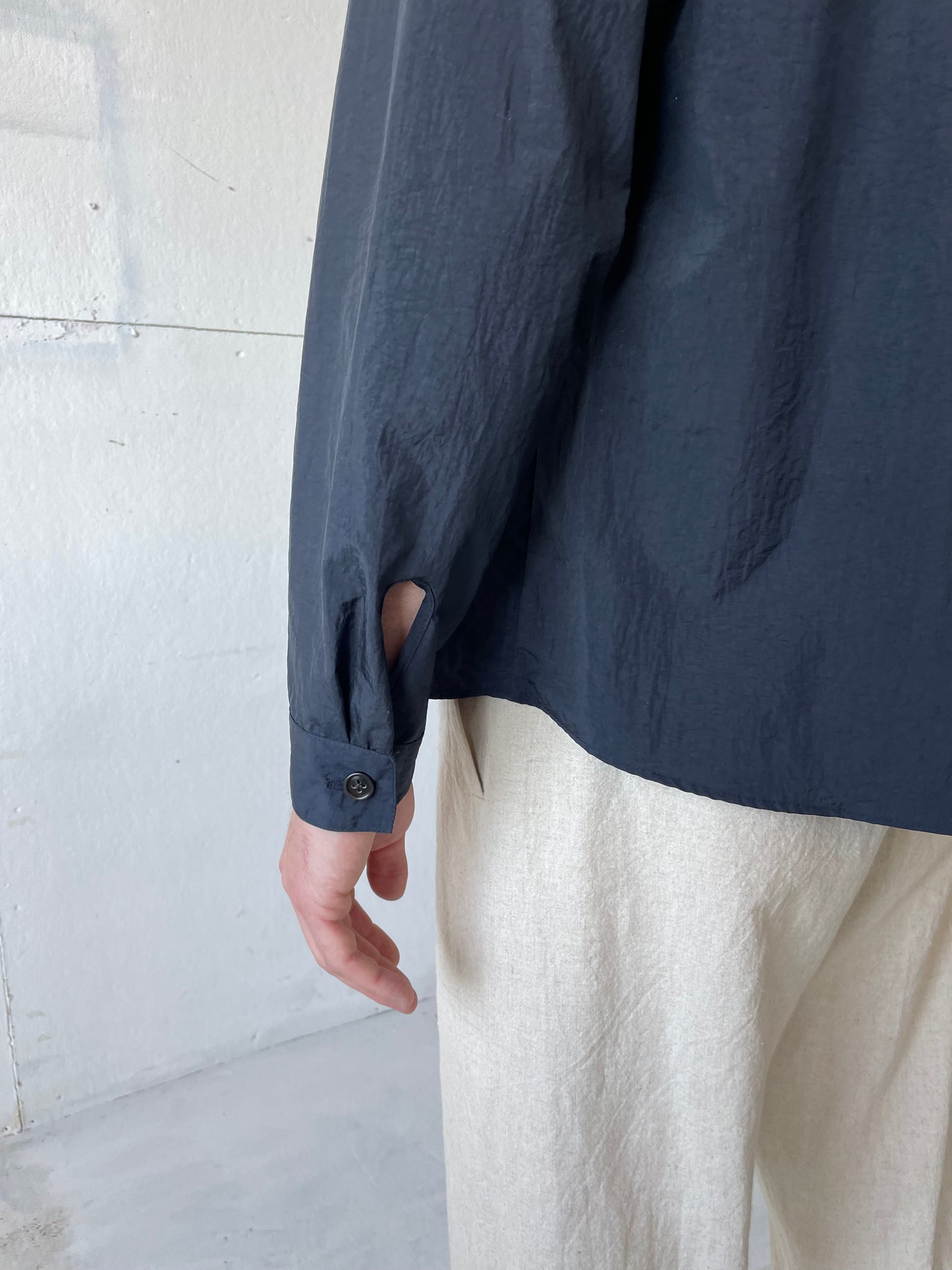 Tent Shirt in Textured Nylon