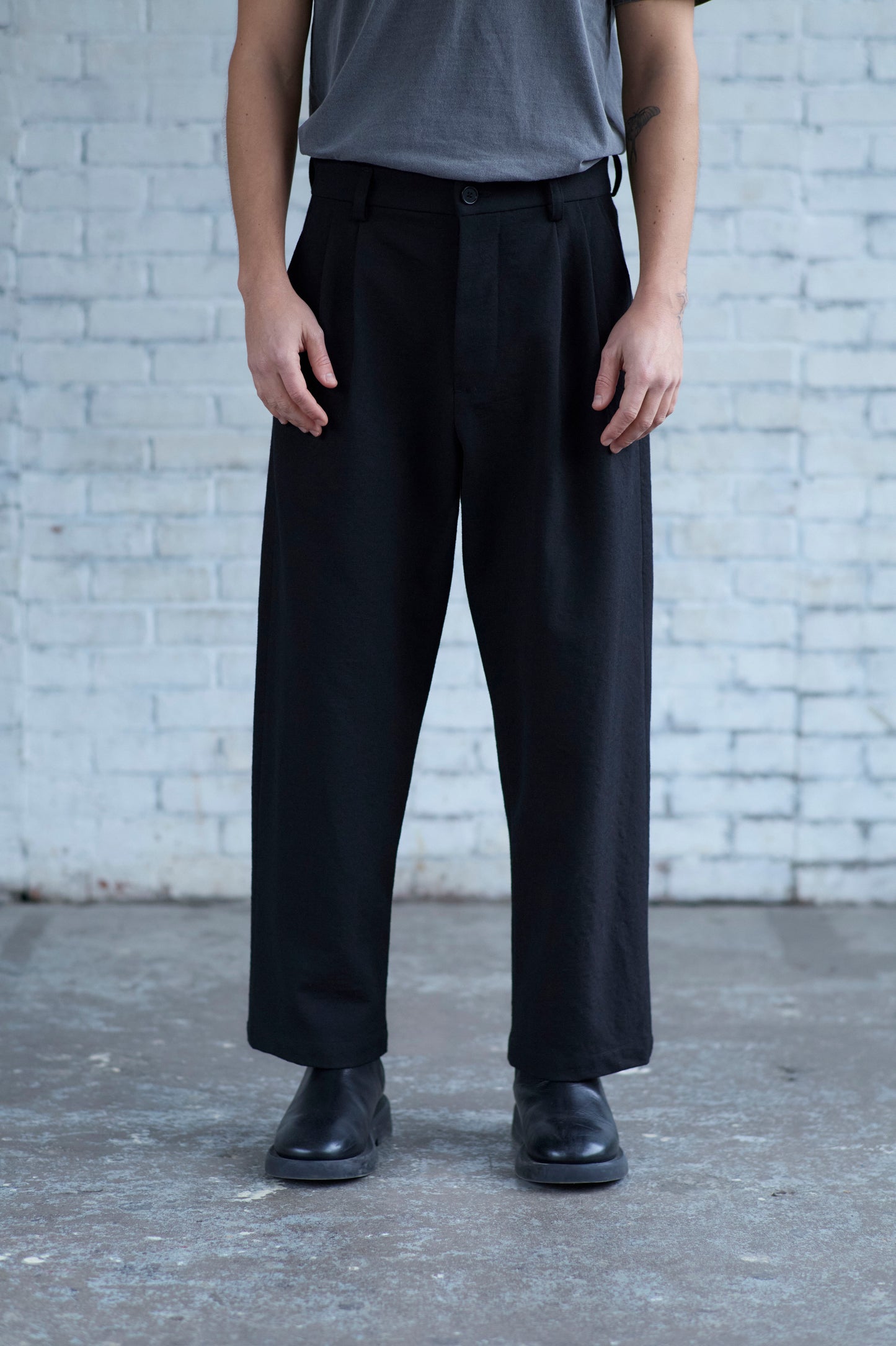 Dress Pants in Wool Gabardine