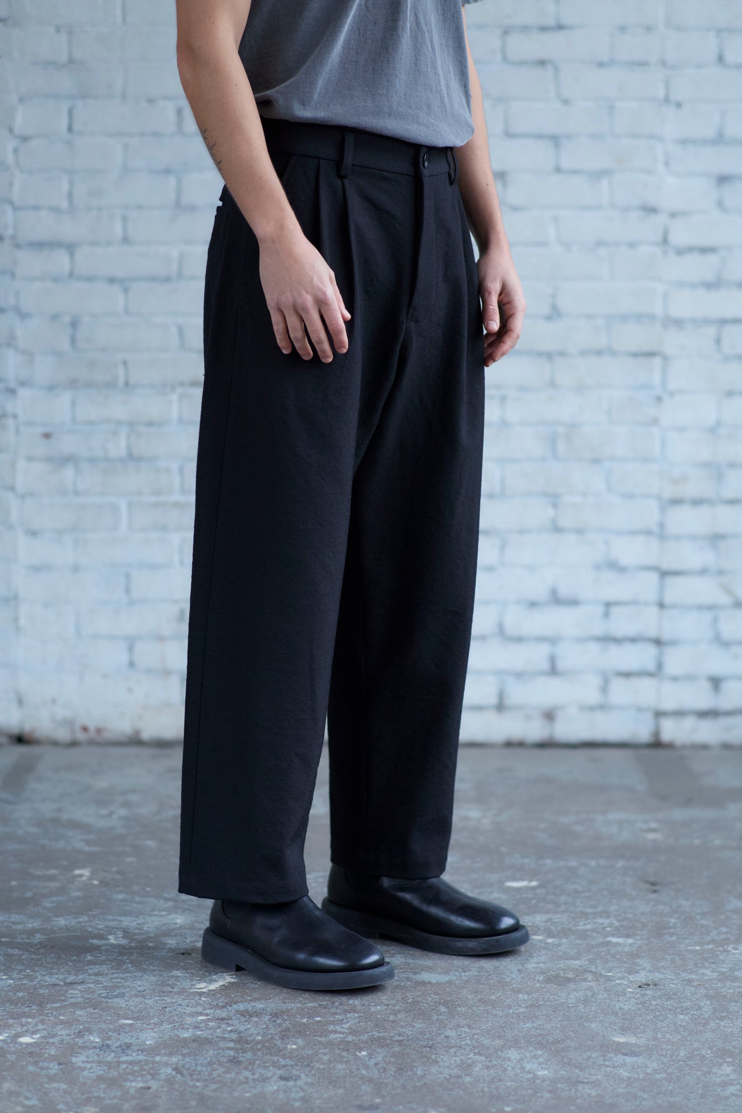 Dress Pants in Wool Gabardine