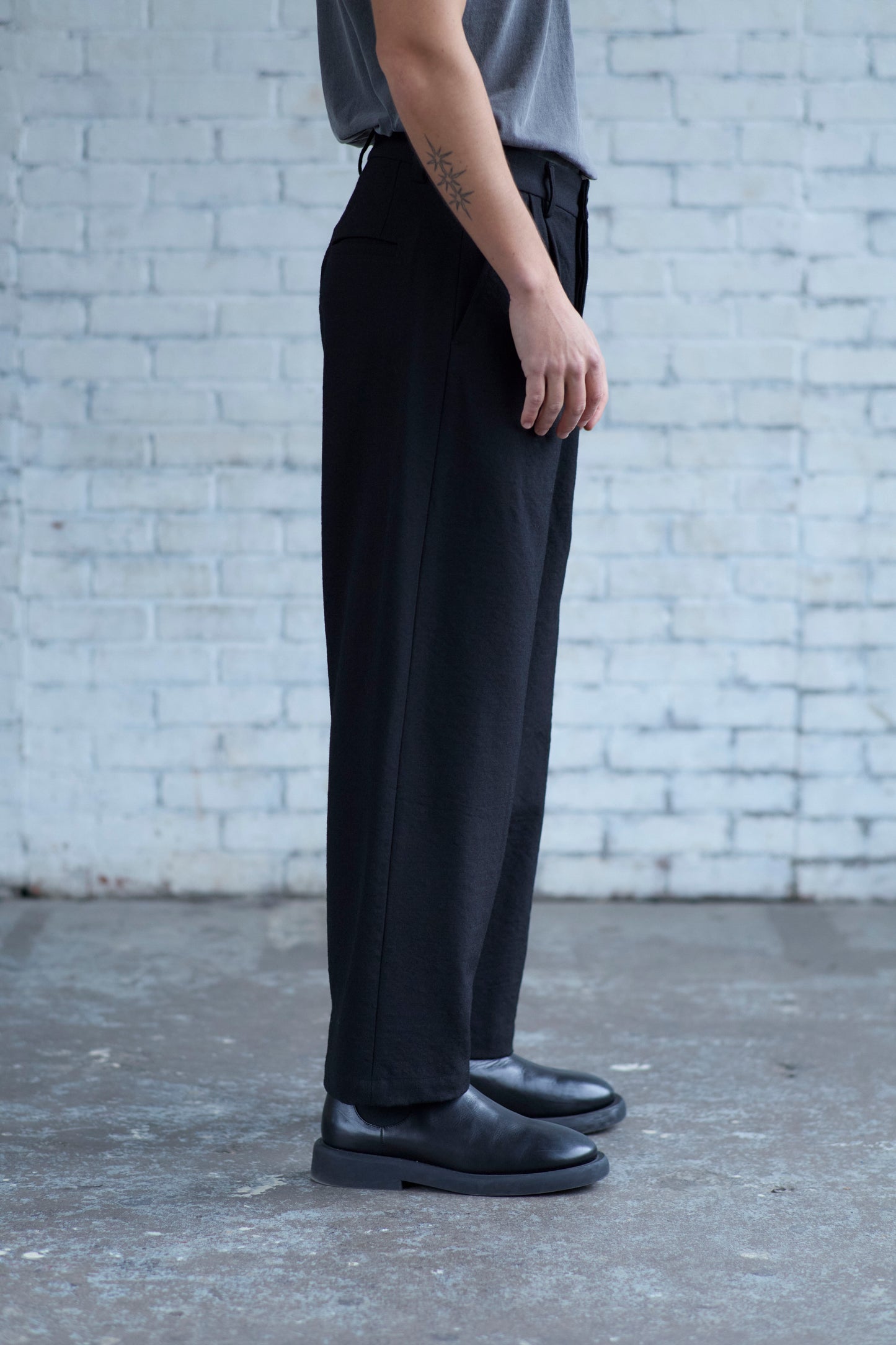 Dress Pants in Wool Gabardine