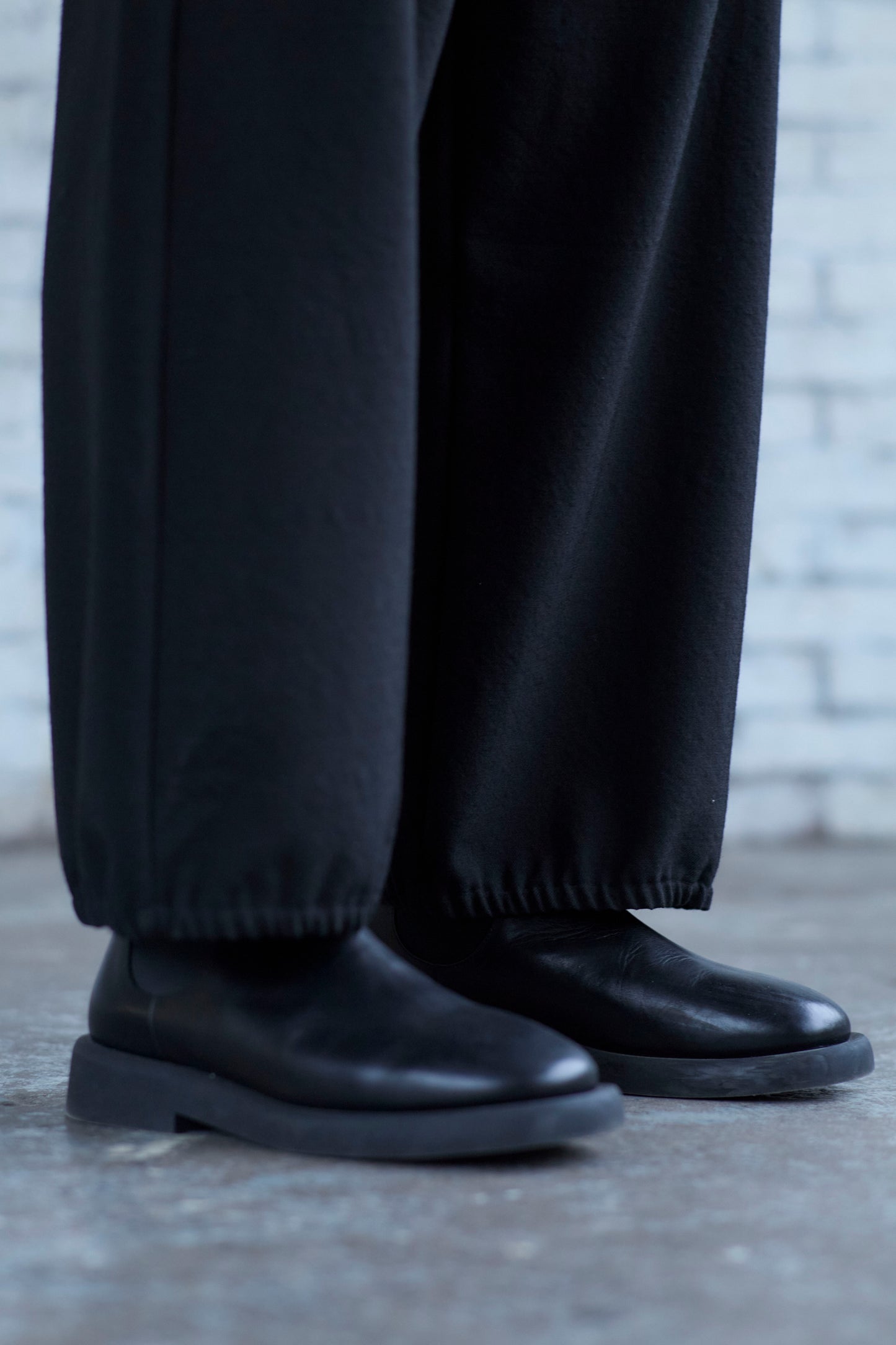 Gather Pants in Wool Gabardine