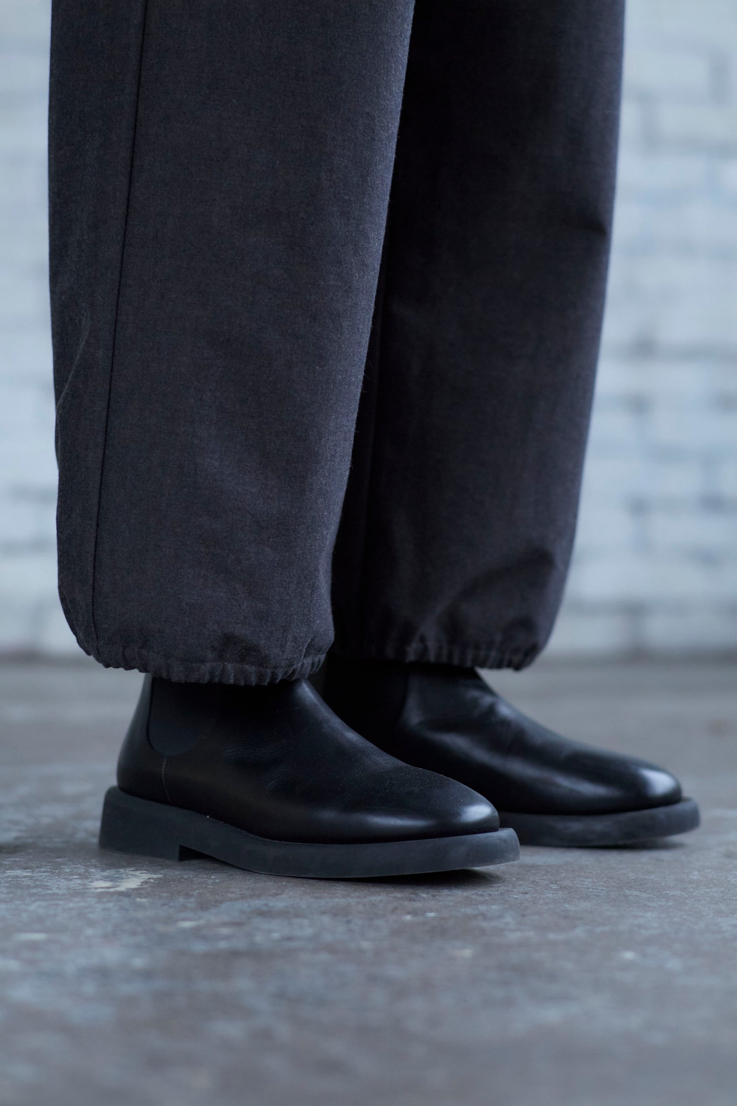 Gather Pants in Wool / Cotton Buff