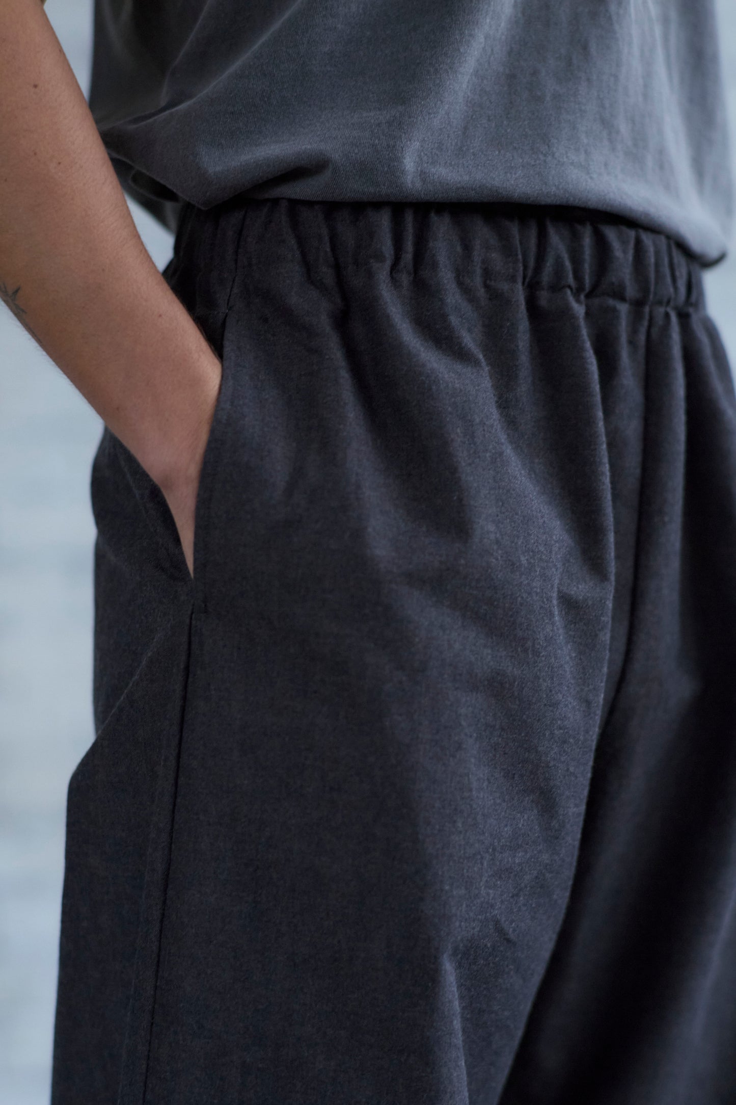 Gather Pants in Wool / Cotton Buff