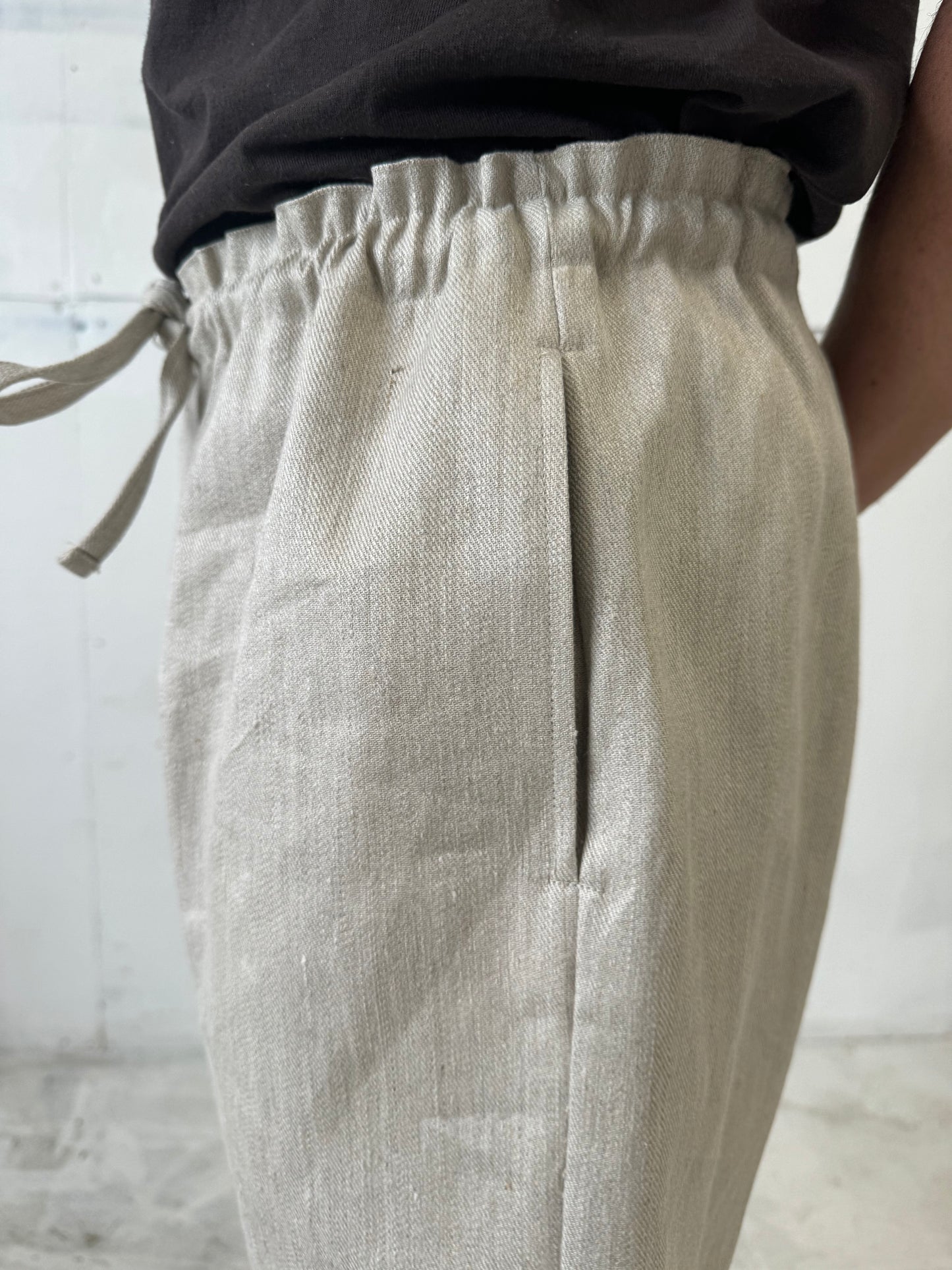 Bag Shorts in Linen/Cotton Twill