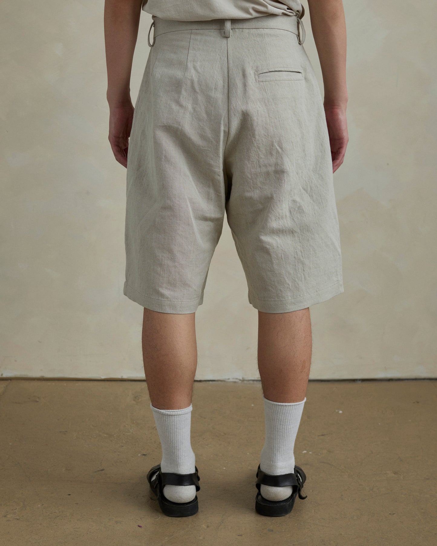 Dress Shorts in Cotton/Linen Plainweave